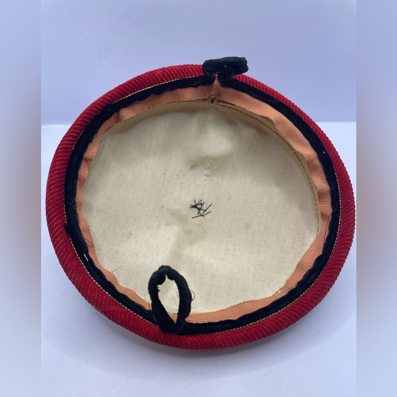 Vintage 60s MCM Red & Black Corduroy Calot Partial Hat / Fascinator W Puff - Picture 6 of 8